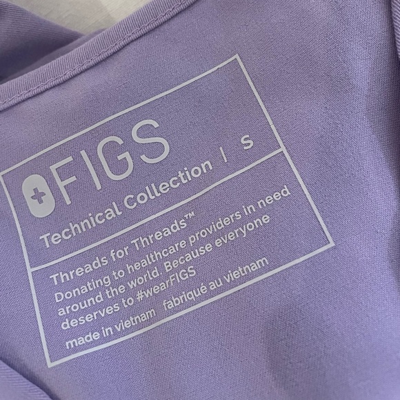 FIGS lavender dew set - Caterina top + Zamora Joggers - Picture 4 of 4